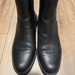 Sam Edelman Chelsea boots
